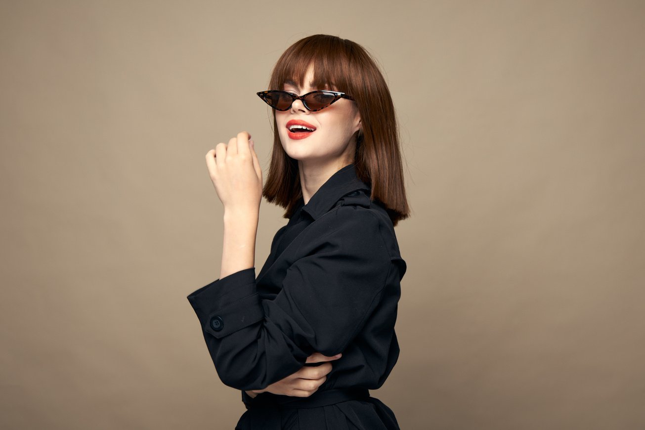 Beautiful Woman Stylish Clothes Elegant Style Posing Studio Cropped